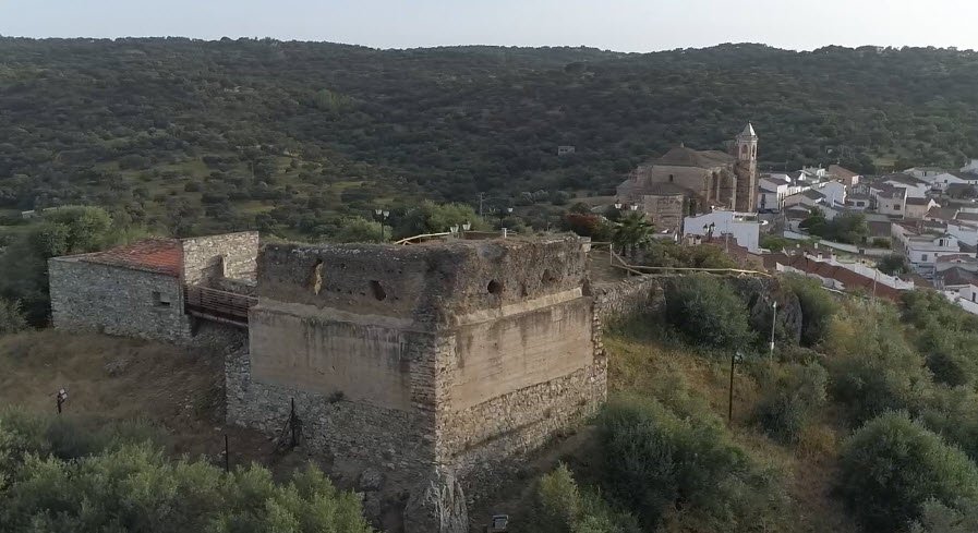 Torreón del Castillo del Conde de Rasura, Spain